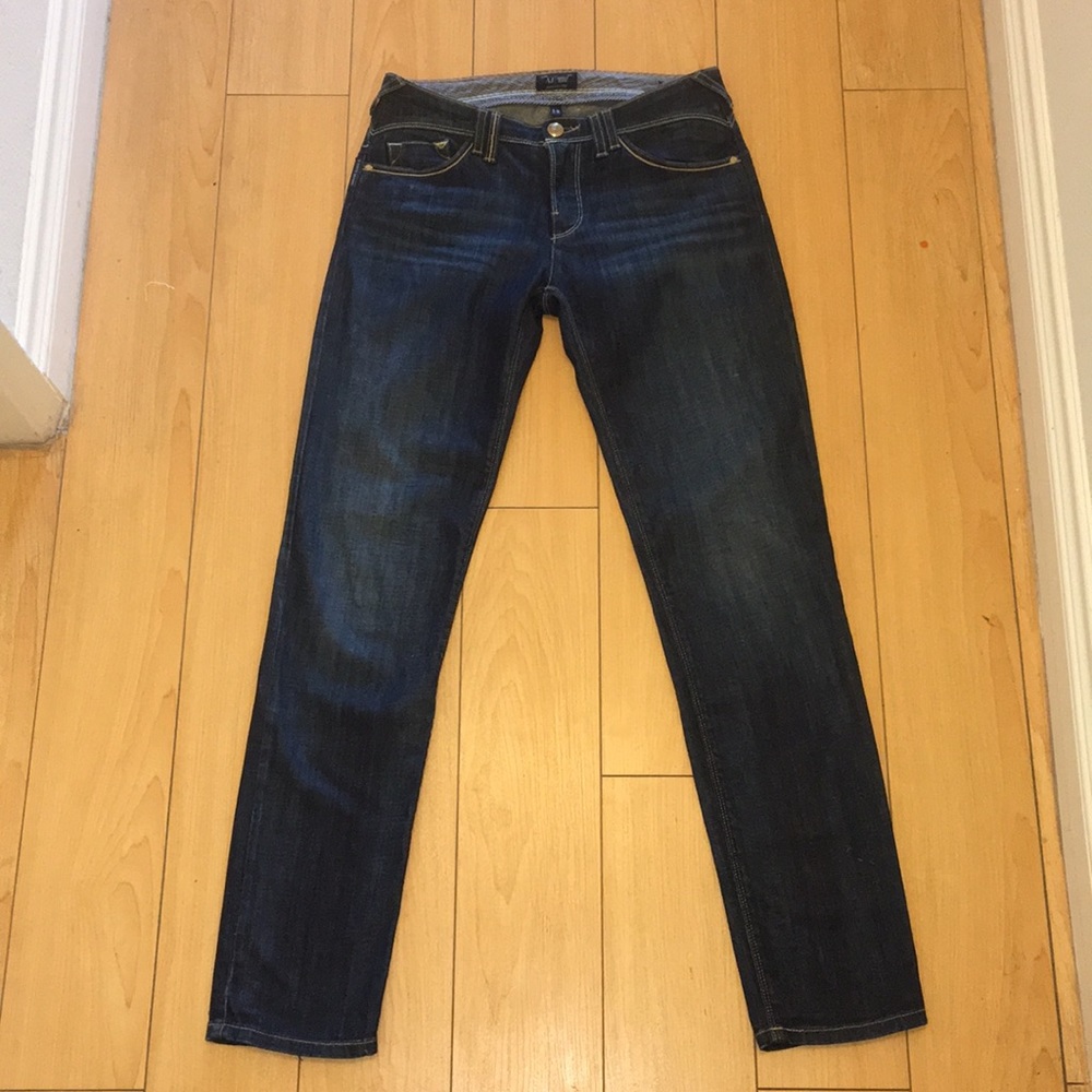 Armani Jeans 25”